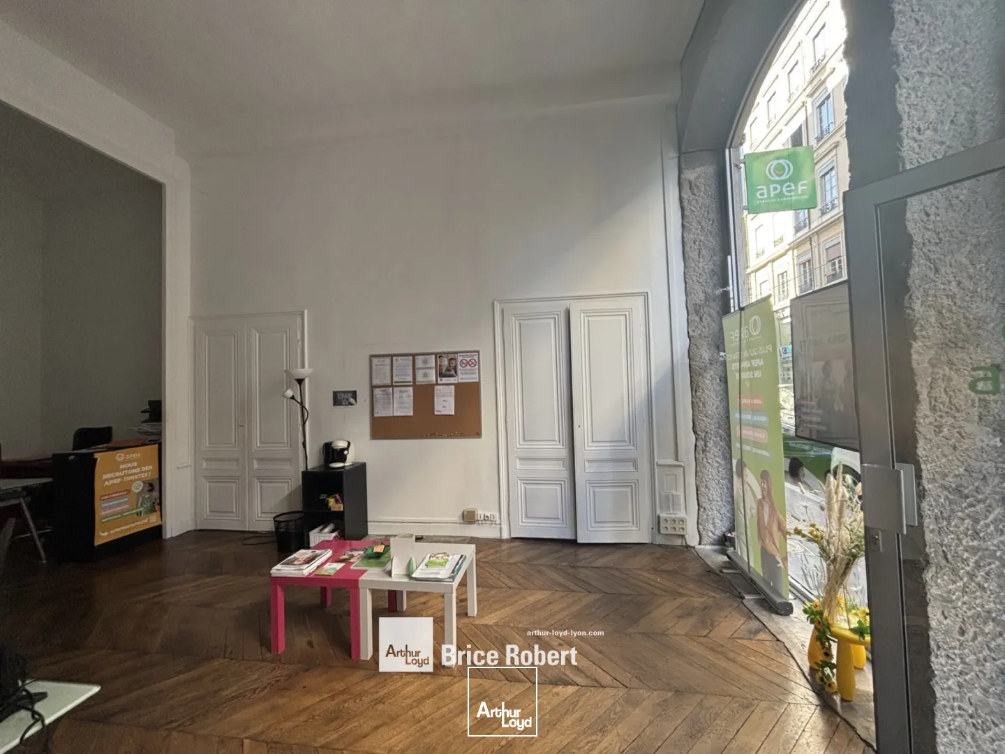 A louer - Local commercial lumineux - Lyon 6ème