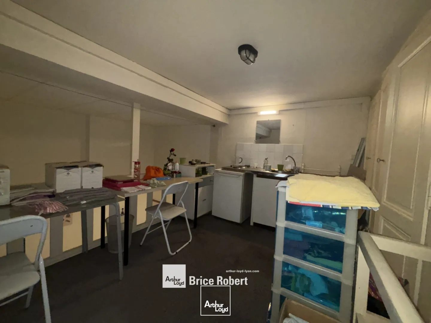 A louer - Local commercial lumineux - Lyon 6ème