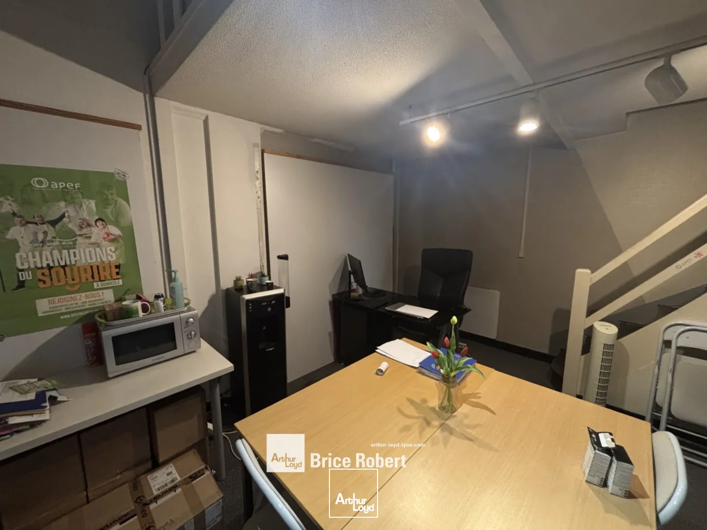 A louer - Local commercial lumineux - Lyon 6ème