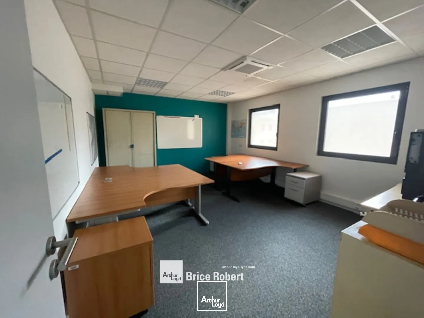 A vendre - PARC BOURDARIAS - Bureaux avec entrée indépendante - Vénissieux 
