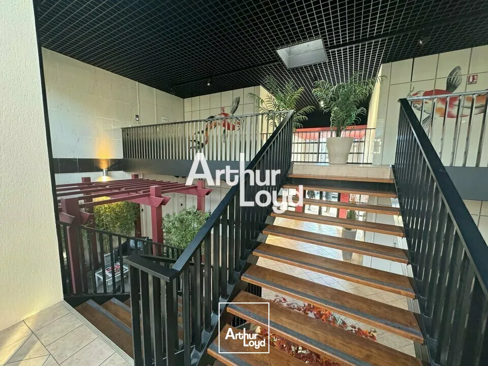 A louer bureaux 446 m² en R+1 - Sophia Antipolis