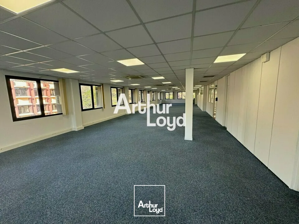 A louer bureaux 446 m² en R+1 - Sophia Antipolis