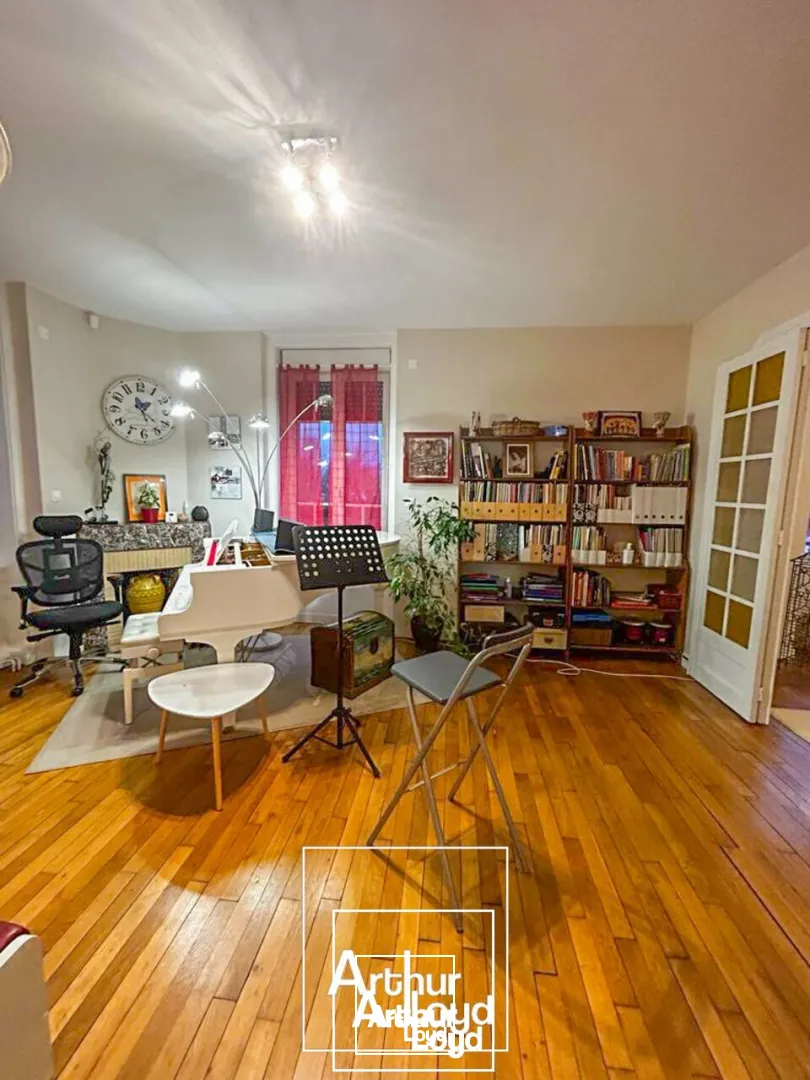 LOCAL COMMERCIAL vente à BRIVE LA GAILLARDE 19100