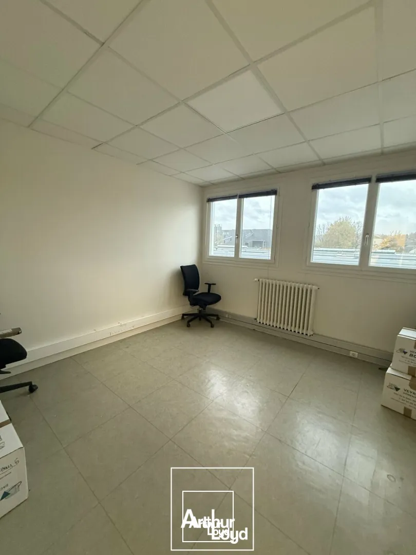 BUREAUX location à MALEMORT 19360