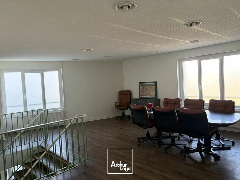 UNE OPPORTUNITÉ RARE DE BUREAUX À VENDRE EN PLEIN CUR DE NIORT