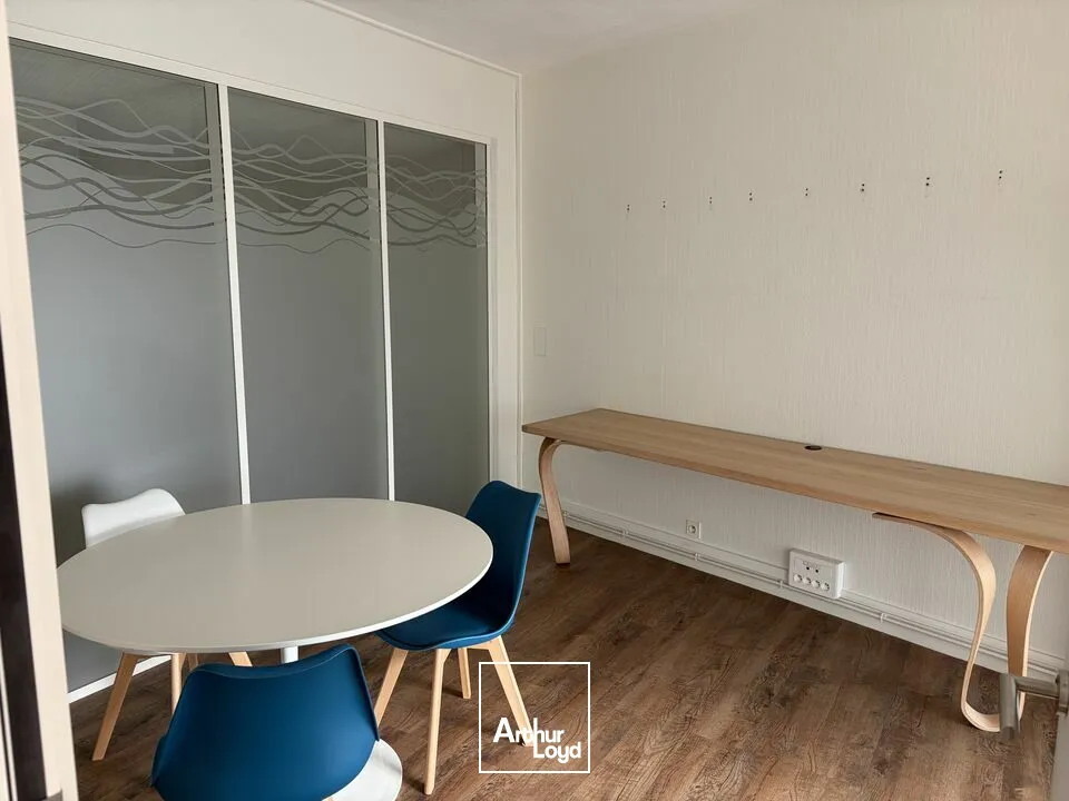 UNE OPPORTUNITÉ RARE DE BUREAUX À VENDRE EN PLEIN CUR DE NIORT