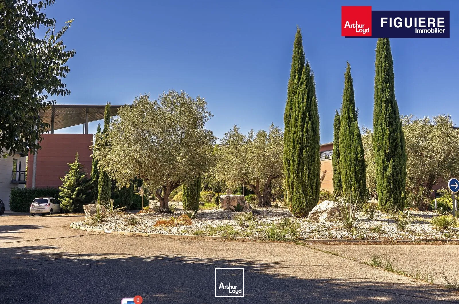 Surfaces rénovées à louer dans le parc de la Duranne