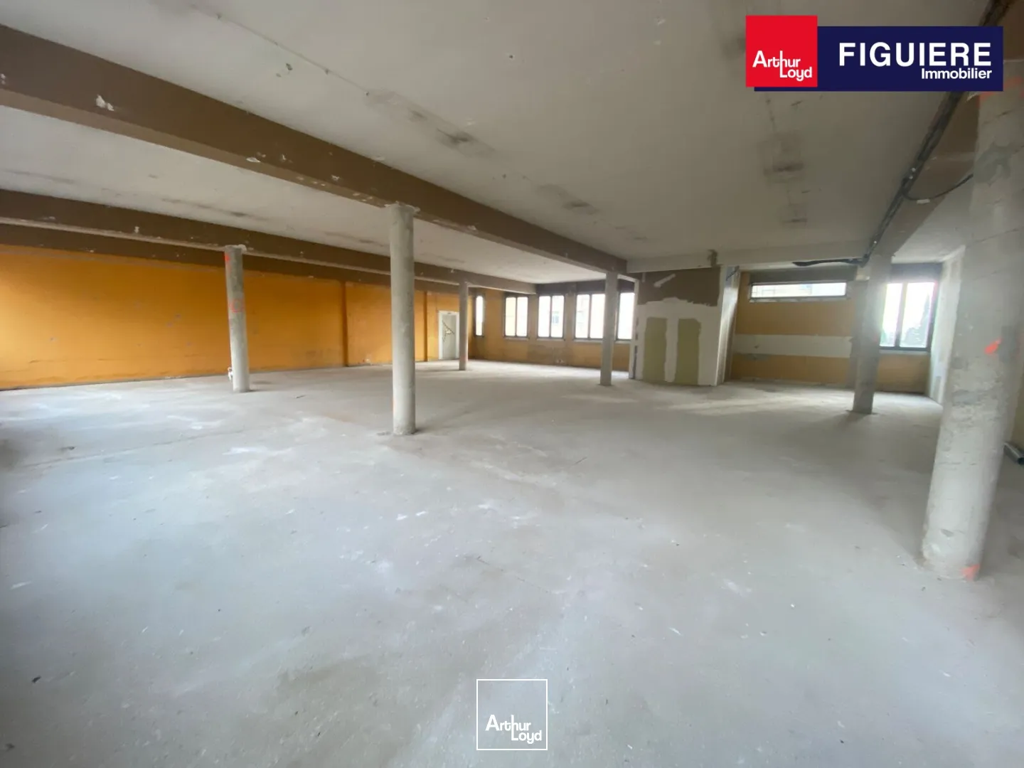 246m² de bureaux à louer Centre ville de Port de Bouc