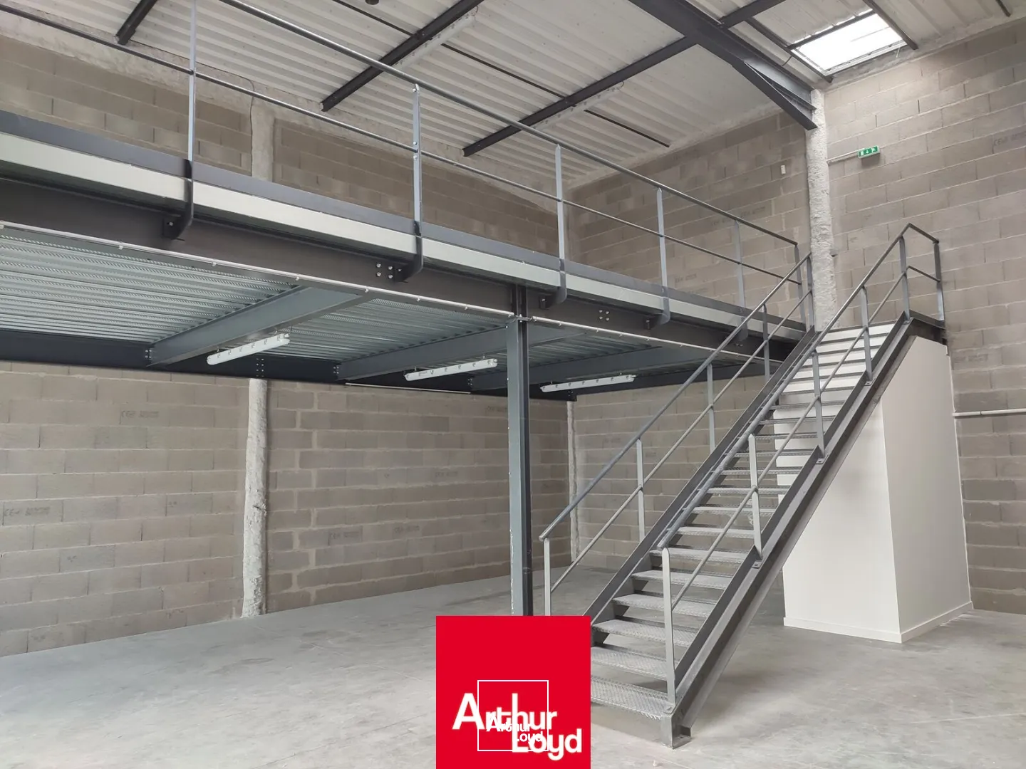 A louer - GENAY - local d'activité