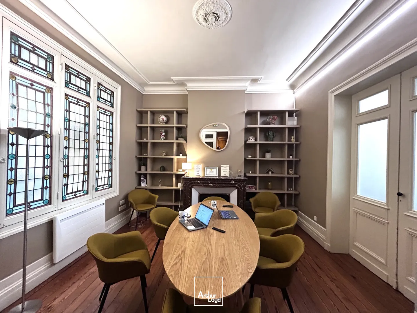 Bureaux en excellent état de 131 m² à vendre ou à louer - Bordeaux proche place Pey Berland