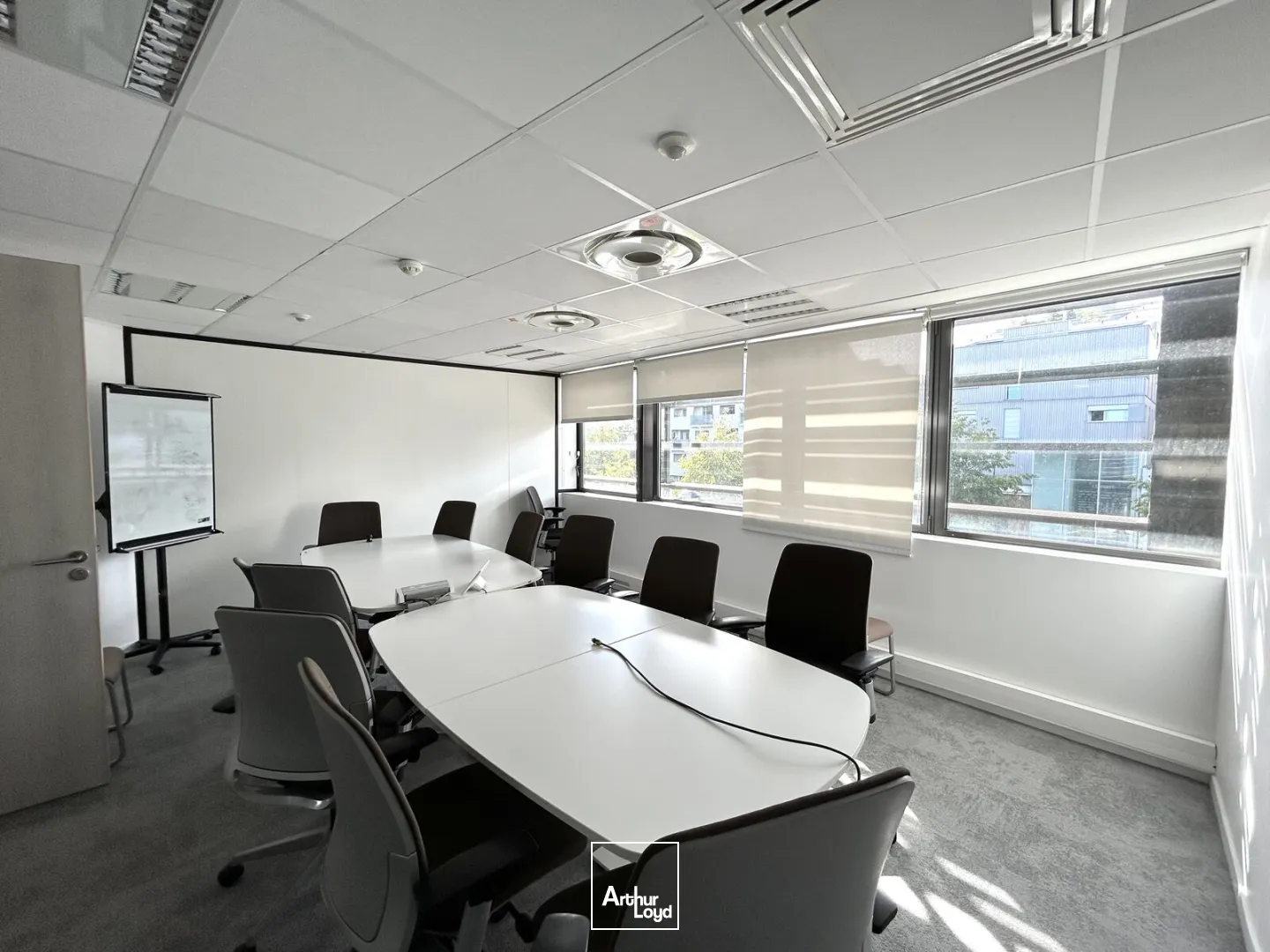 À LOUER - Bureaux 588 m² - Immeuble G5, Bassins à flot - Bordeaux