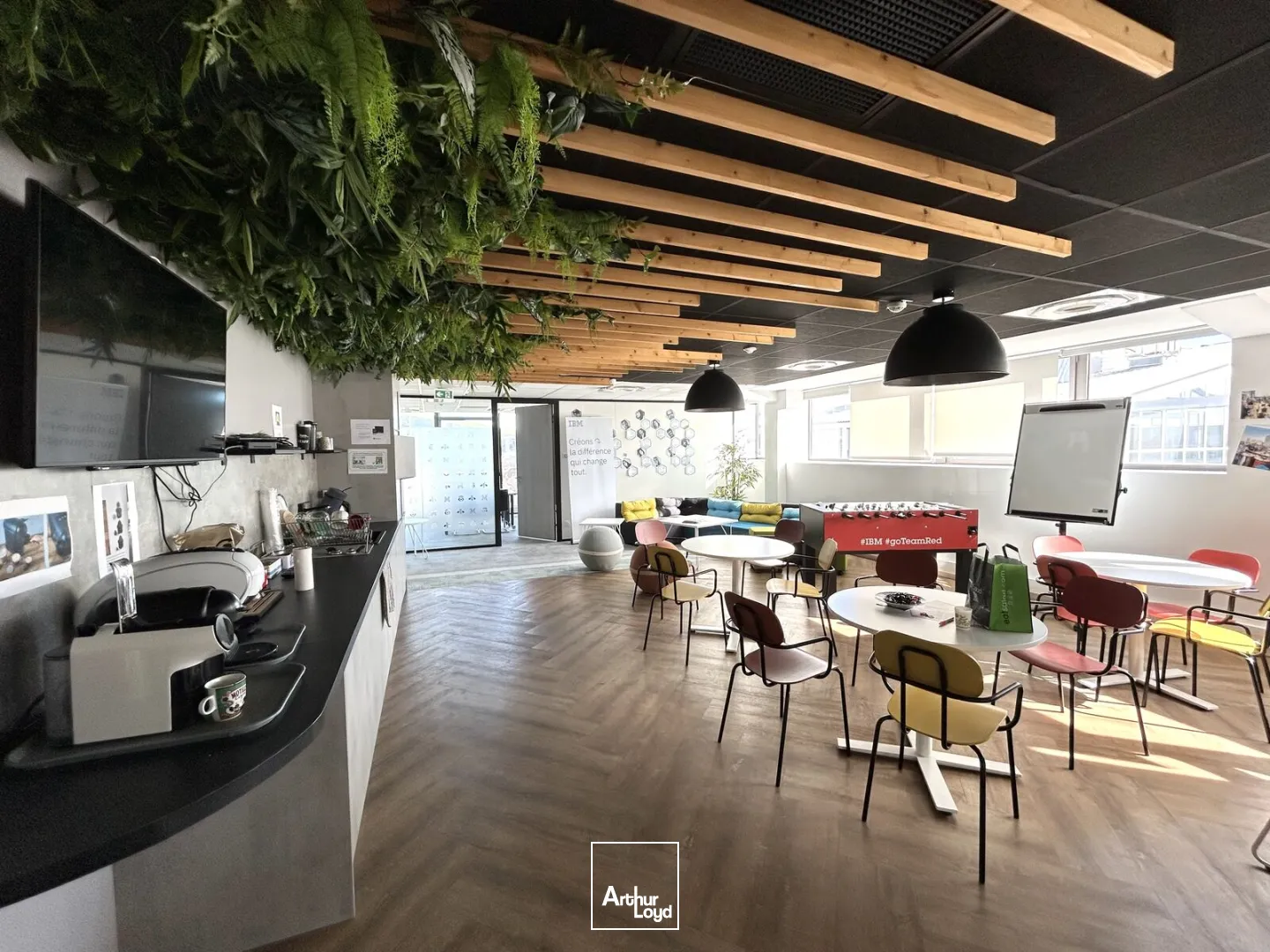 À LOUER - Bureaux 588 m² - Immeuble G5, Bassins à flot - Bordeaux