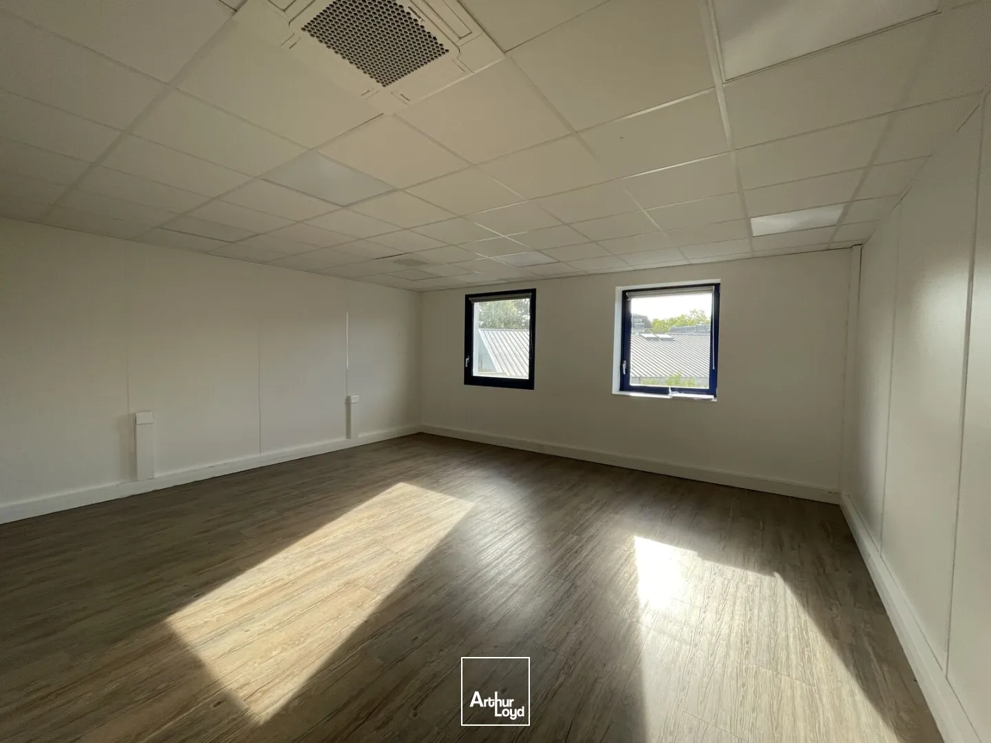 Bureaux à louer sur les Grands Boulevards - Espaces modernes avec parkings privatifs