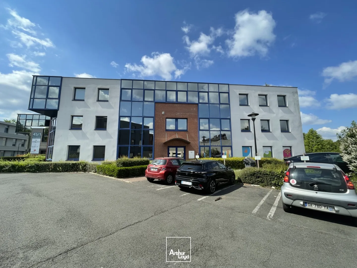 Bureaux à louer sur les Grands Boulevards - Espaces modernes avec parkings privatifs