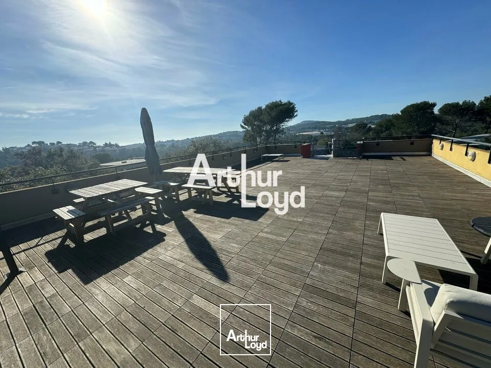 Bureaux de standing à louer 257 m² en étage - Biot