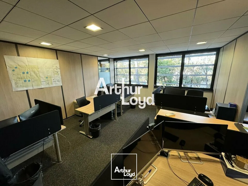 Bureaux de standing à louer 257 m² en étage - Biot