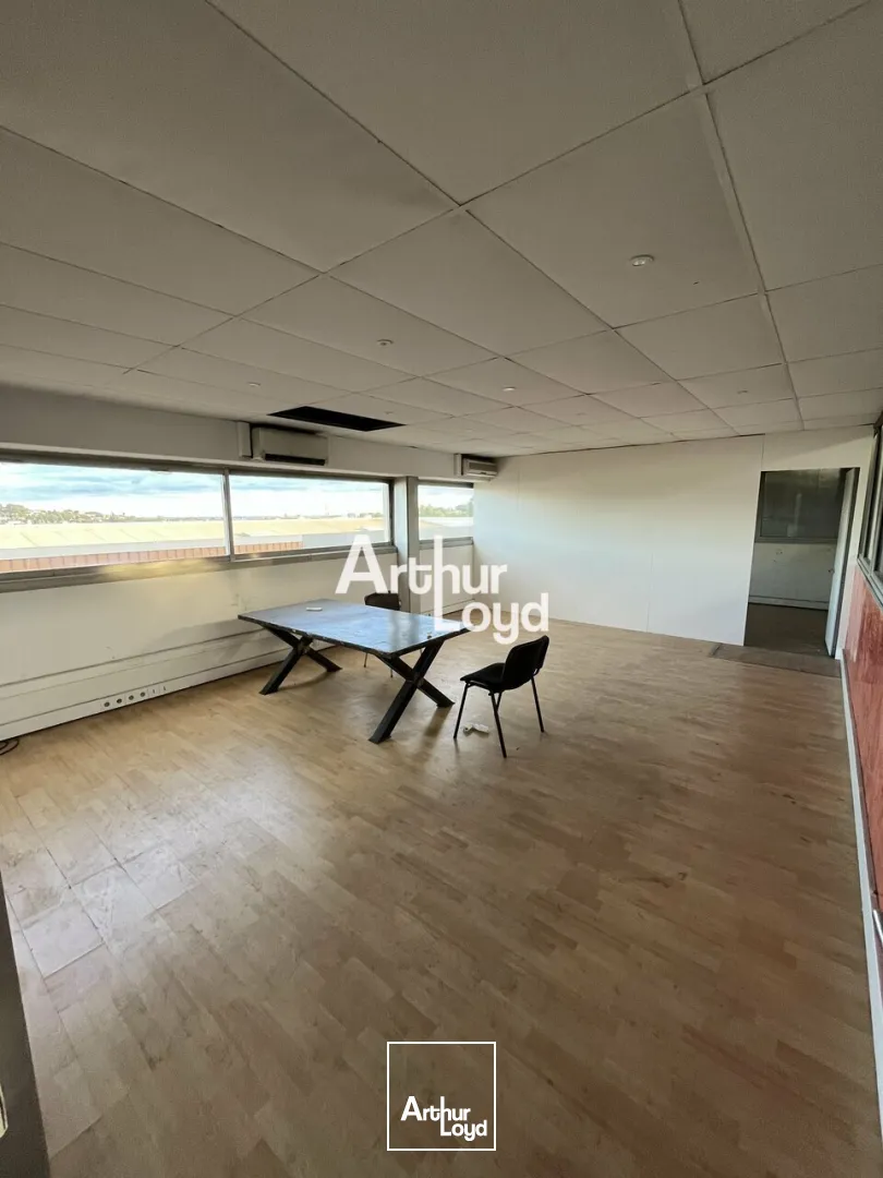 A VENDRE LOCAUX D'ACTIVITE 862 M² ANTIBES