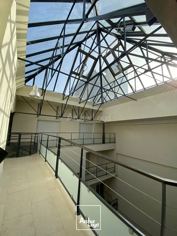 BUREAUX à LOUER de 284 m²