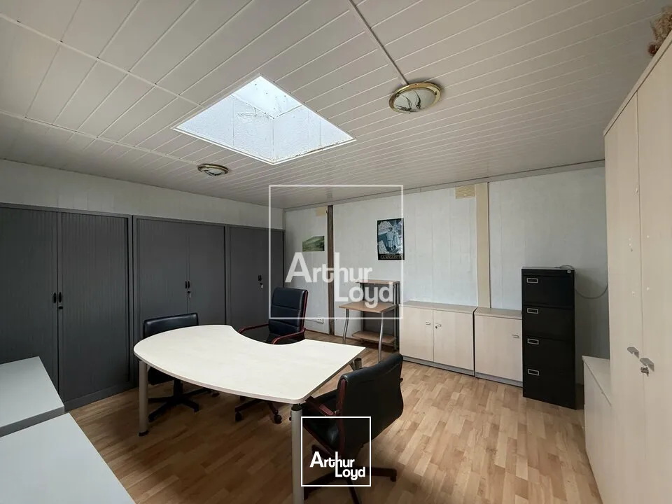 BÂTIMENT INDÉPENDANT - RARE SUR SECTEUR