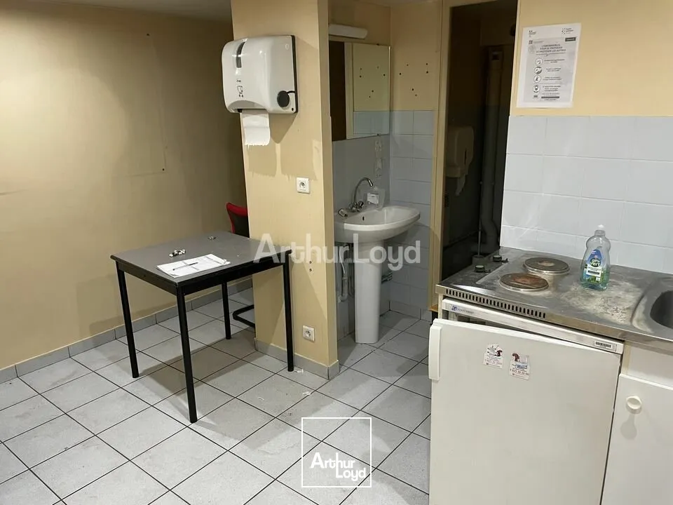 Local Commercial 147 m2 sur axe passant