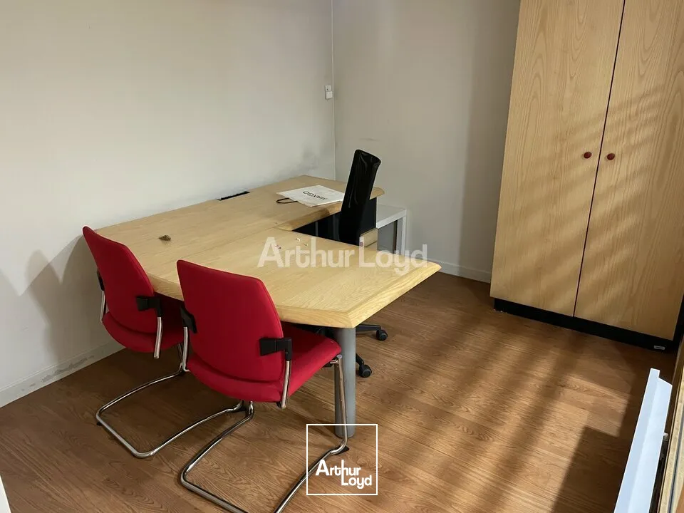 Local Commercial 147 m2 sur axe passant