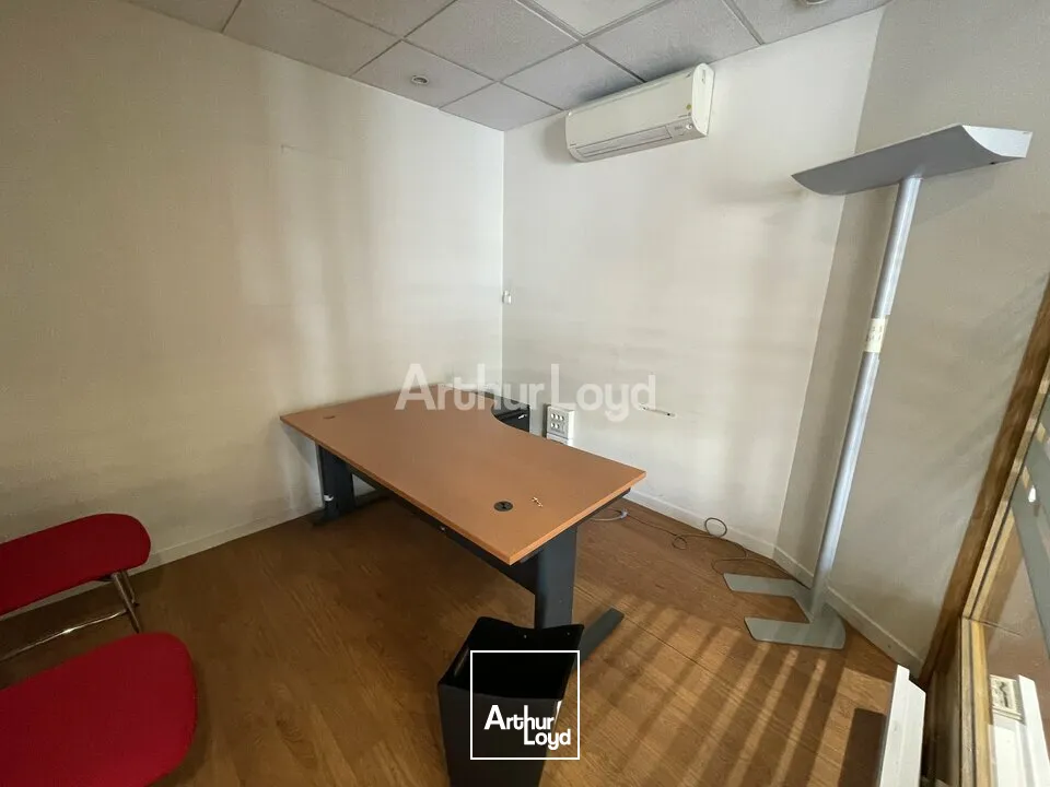 Local Commercial 147 m2 sur axe passant