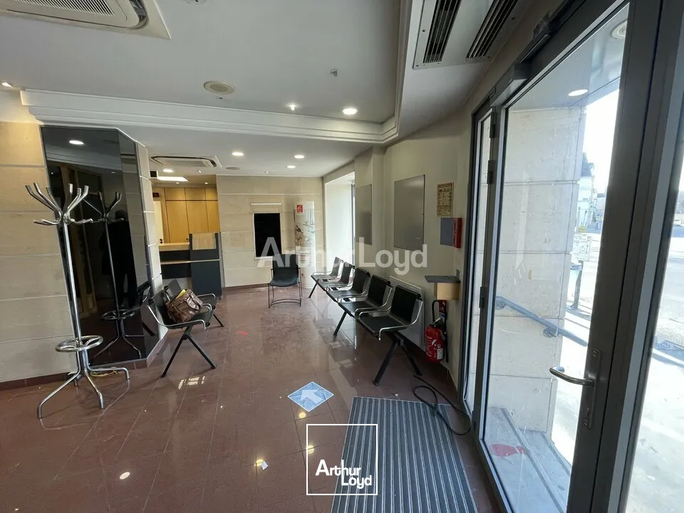 Local Commercial 147 m2 sur axe passant
