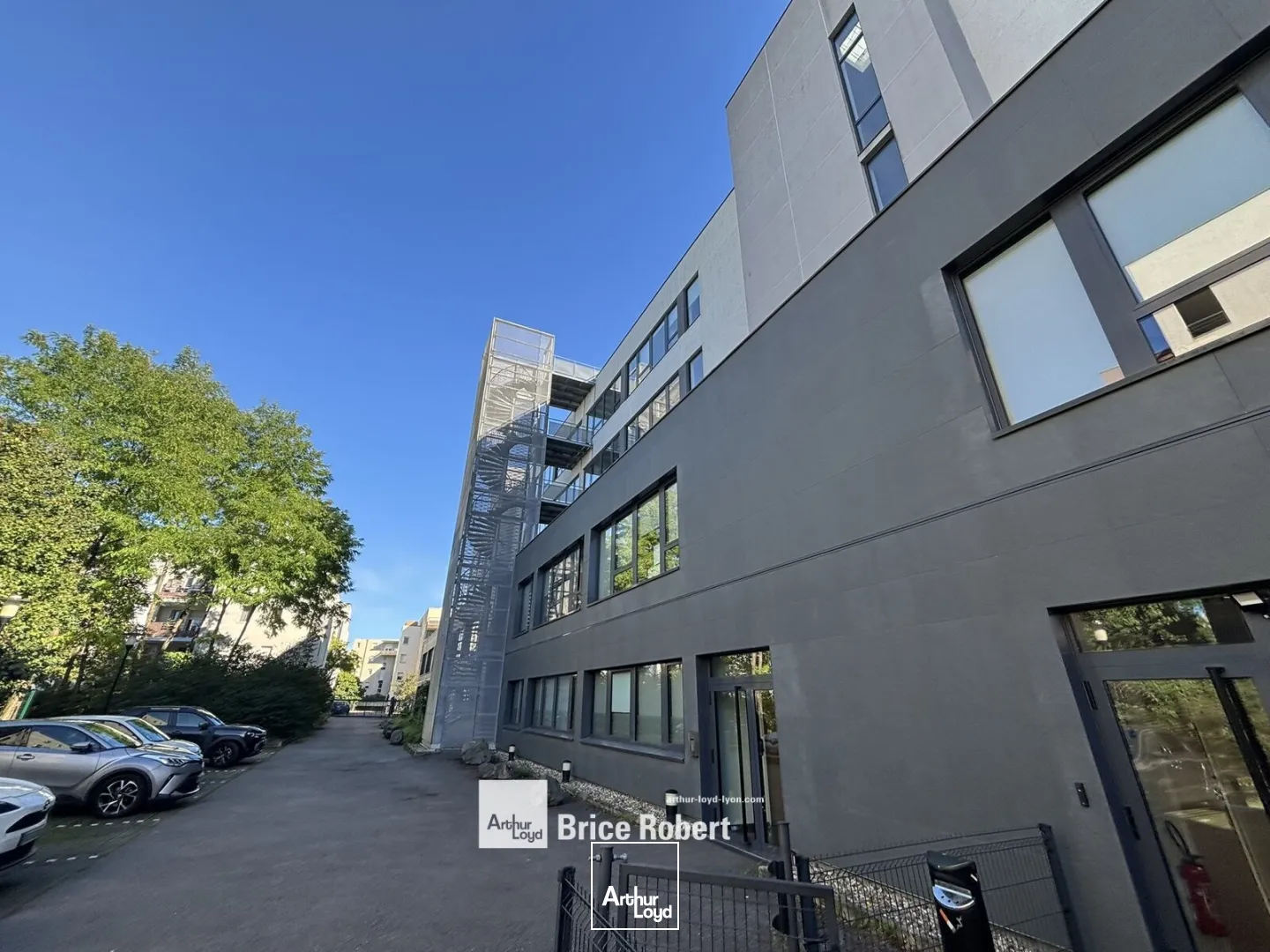 A vendre - LE STARGATE - Bureaux avec terrasse privative - Vaulx en Velin