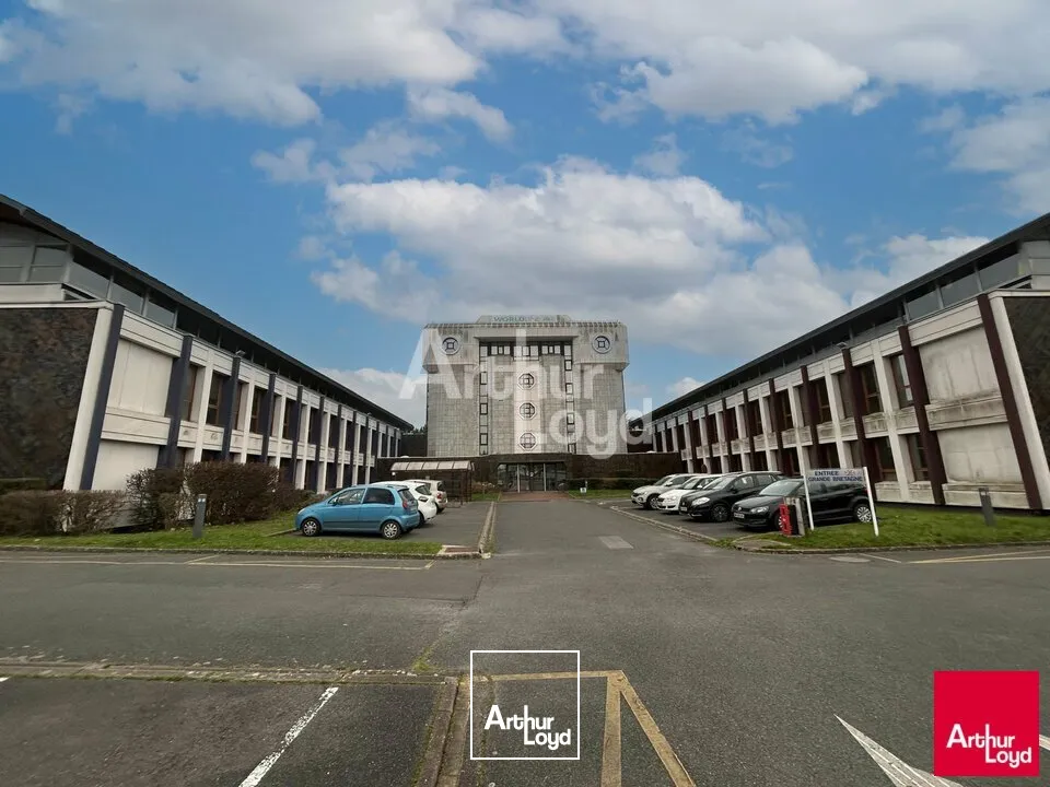 BLOIS - LOCATION BUREAUX À PARTIR DE 200 M² - ACCÈS A10 À 5 MN