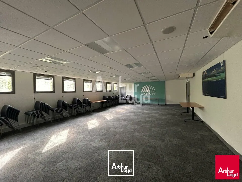 BLOIS - LOCATION BUREAUX À PARTIR DE 200 M² - ACCÈS A10 À 5 MN