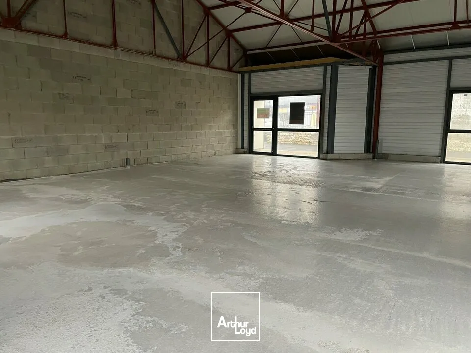 LOCAL D'ACTIVITÉ PRÊT À L'EMPLOI À NIORT