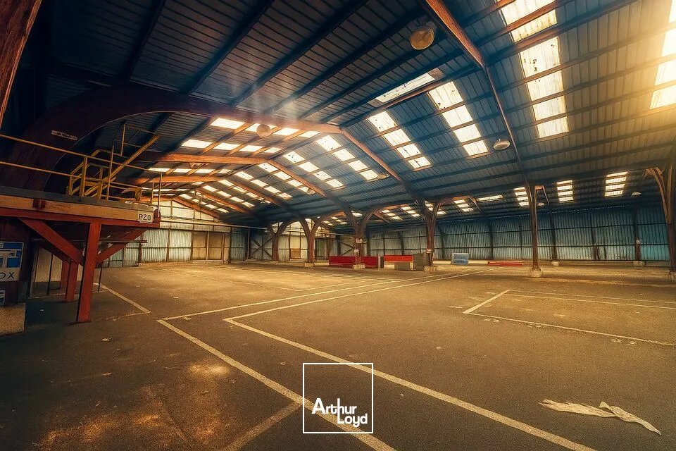 BÂTIMENT D'ACTIVITÉ À VENDRE  EMPLACEMENT STRATEGIQUE A FORT PASSAGE  2x2 VOIES LA ROCHE-SUR-YON / BOURNEZEAU (RD 948)