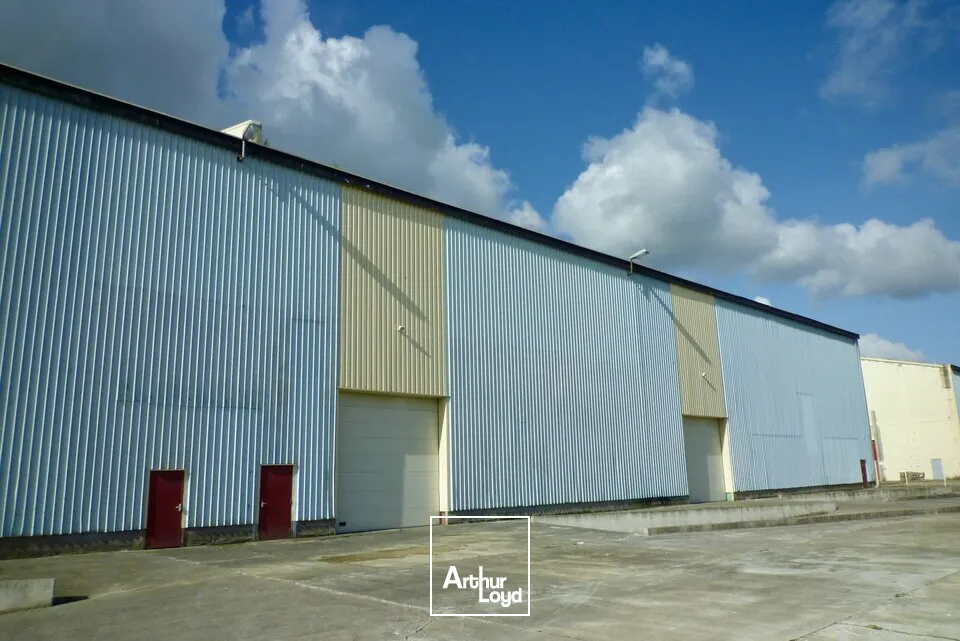 A LOUER - LE HAVRE - ENTREPÔT LOGISTIQUE 4000 m2