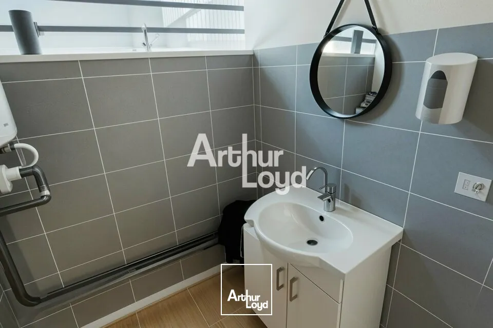 A LOUER Local d'activités / Dépôt