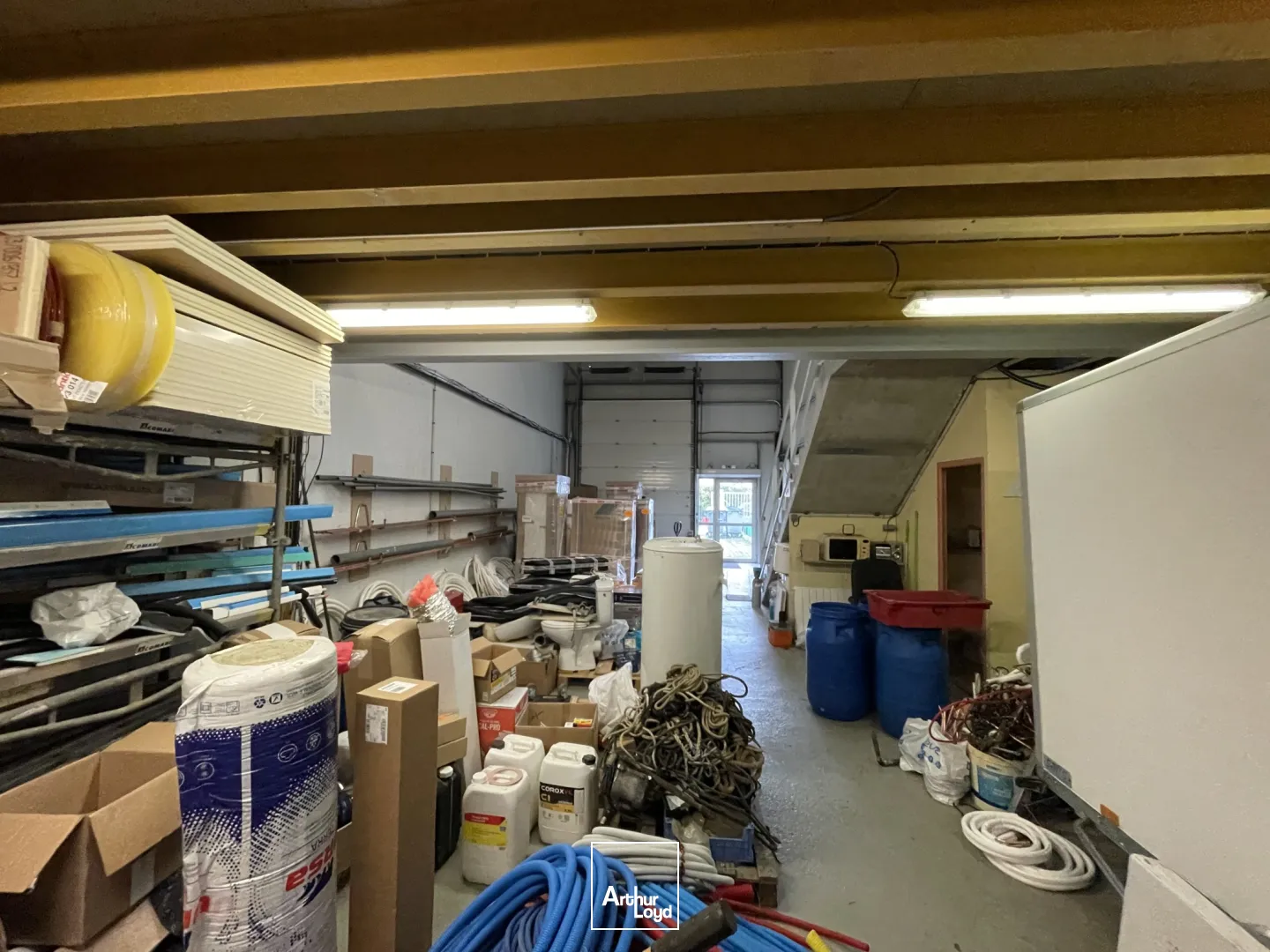 A LOUER - Local d'activité Idéal Artisan 