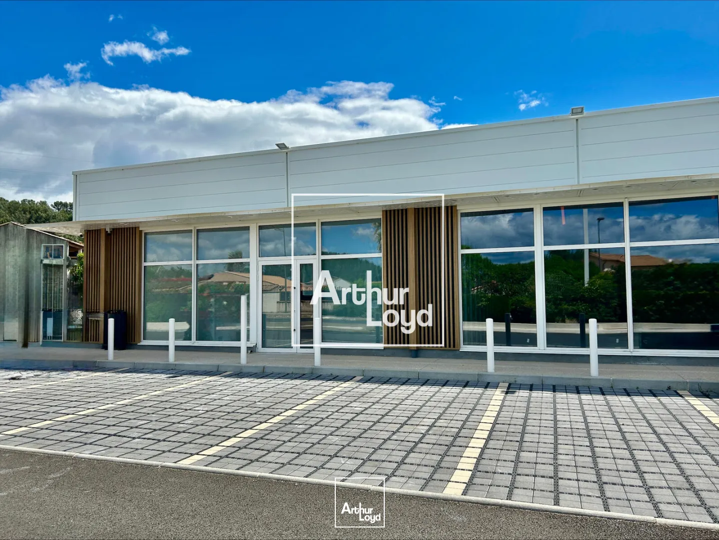 Local commercial à louer - 167 m2 - Pôle Commercial de Grabels 