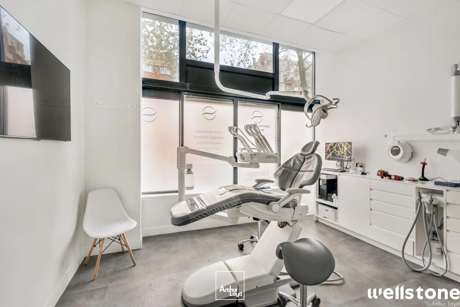 Bureaux à vendre ou à louer à PARIS 75015