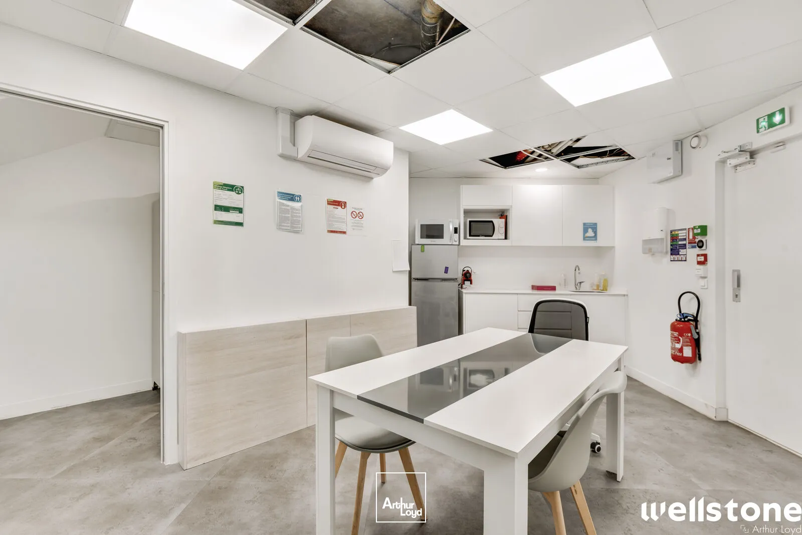 Bureaux à vendre ou à louer à PARIS 75015