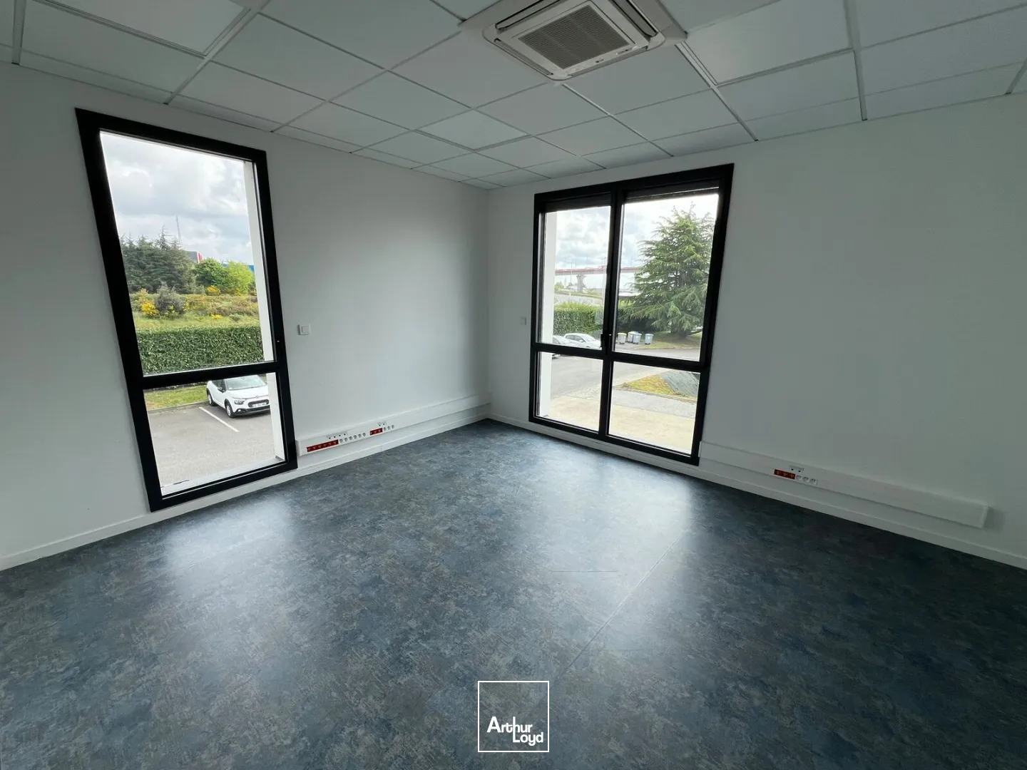 Bureaux à louer à SAINT HERBLAIN 44800