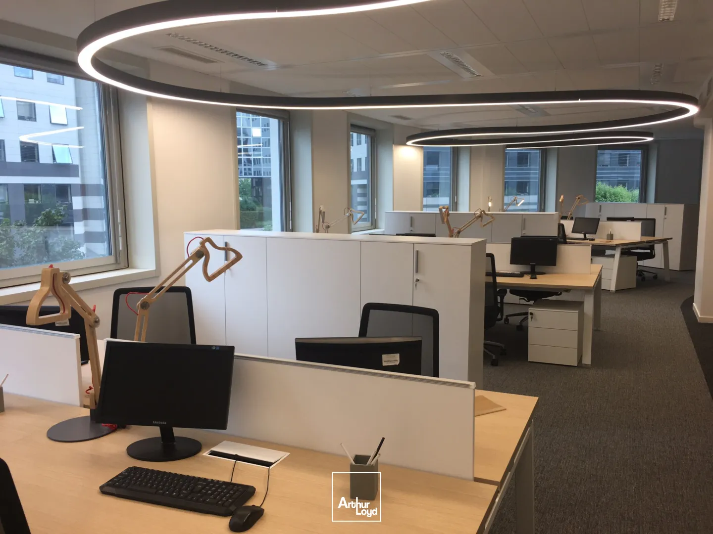 Espaces de bureaux fonctionnels à proximité de la dalle de la Défense