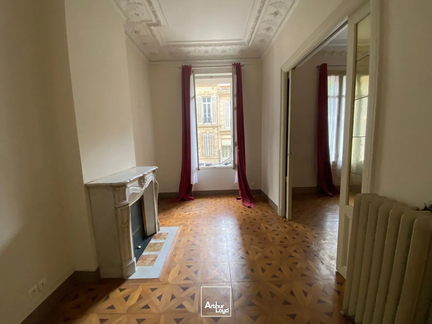 Bureaux à louer avec terrasse et jardin - Paradis / Périer - 13008 Marseille