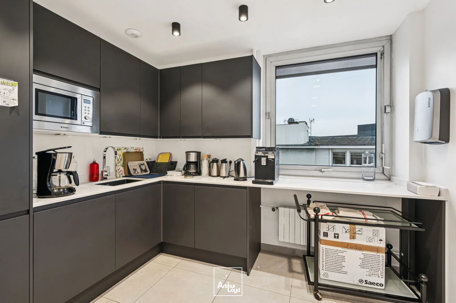 Bureaux à vendre Paris 8 é étage élevé avec vues exceptionnelles - QCA