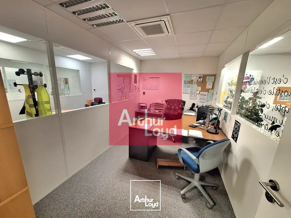 CLERMONT-FERRAND ZI BREZET A LOUER BUREAUX 220 M² 