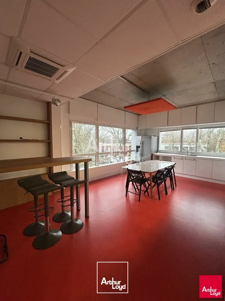 SAINT GREGOIRE - BUREAUX A LOUER - 278 M²