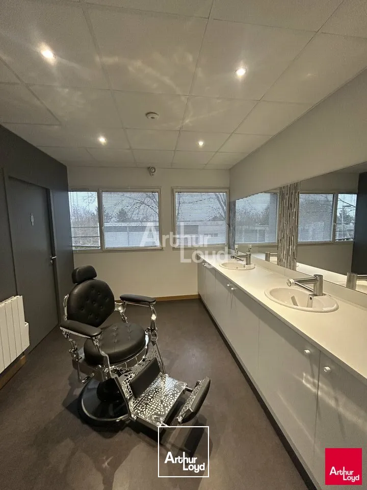 SAINT GREGOIRE - BUREAUX A LOUER - 278 M²