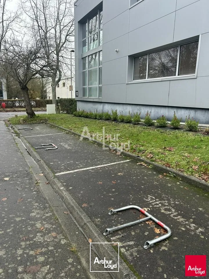 SAINT GREGOIRE - BUREAUX A LOUER - 278 M²