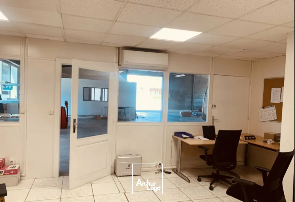 A LOUER LOCAL D ACTIVITE ZA PRINGY/ARGONAY