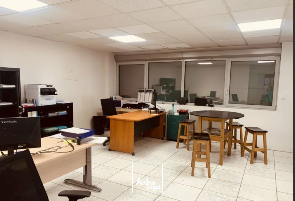 A LOUER LOCAL D ACTIVITE ZA PRINGY/ARGONAY