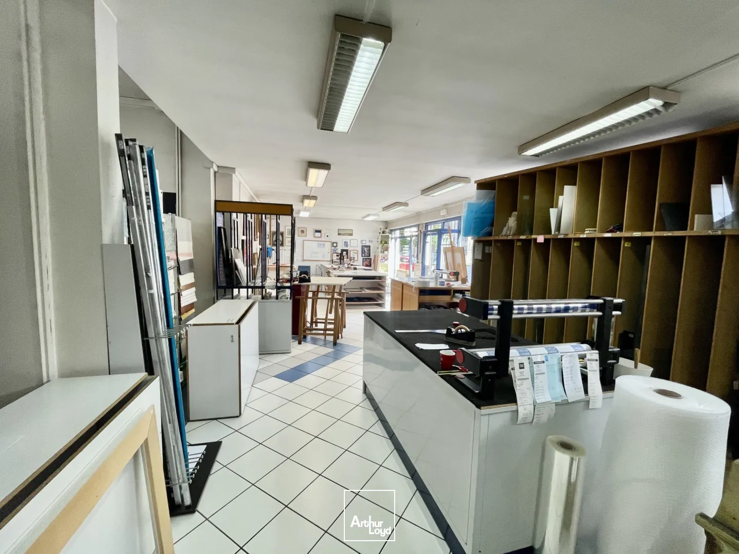 Locaux commerciaux à louer à ROUEN 76000