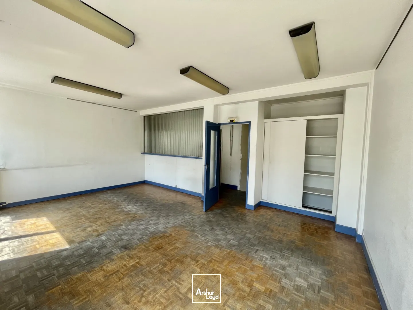 Locaux commerciaux à louer à ROUEN 76000